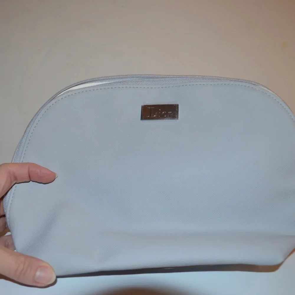 DIOR Beaute` Polyurethane Light Gray Parfums Christian Dior Cosmetic Bag Paris